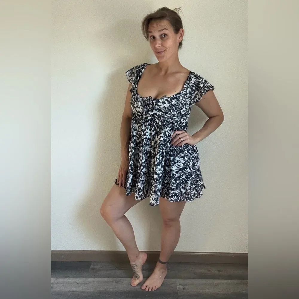 Urban Outfitters Babydoll Mini Dress Black White Floral Ruffle XS
